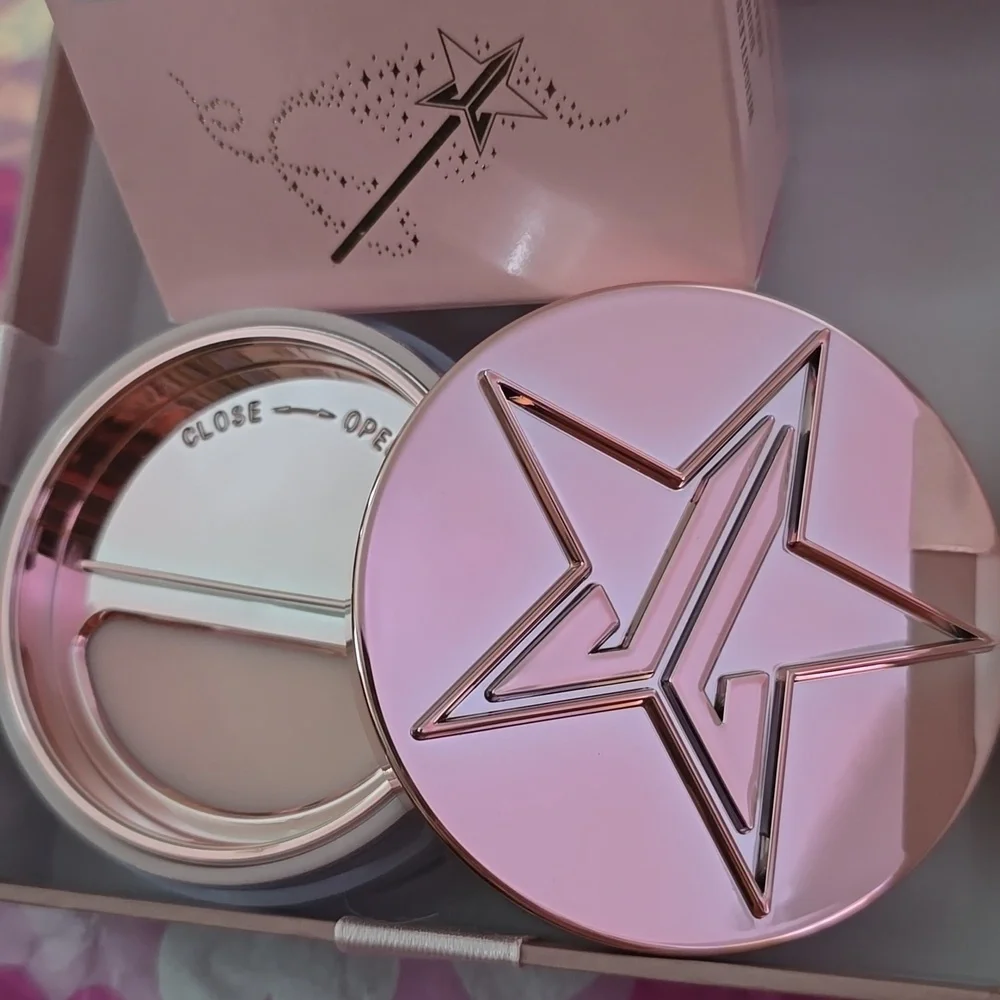 Translucent Jeffree Star Magic Star Luminous Setting Powder